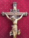 Devotionalien. - Kruzifix / Wandkreuz. - Grosses Historismus-Kreuz 100 cm aus Ei